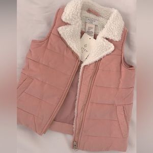 Girls XS(4) Sherpa lining vest